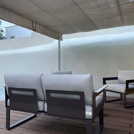 דירה 1881 Historical Loft With Garden *