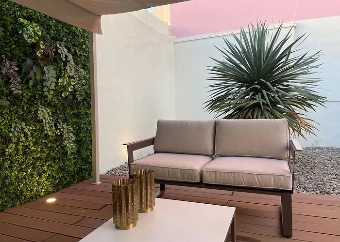 Apartamento 1881 Historical Loft With Garden