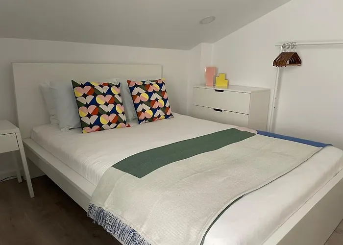 1881 Historical Loft With Garden Lizbona